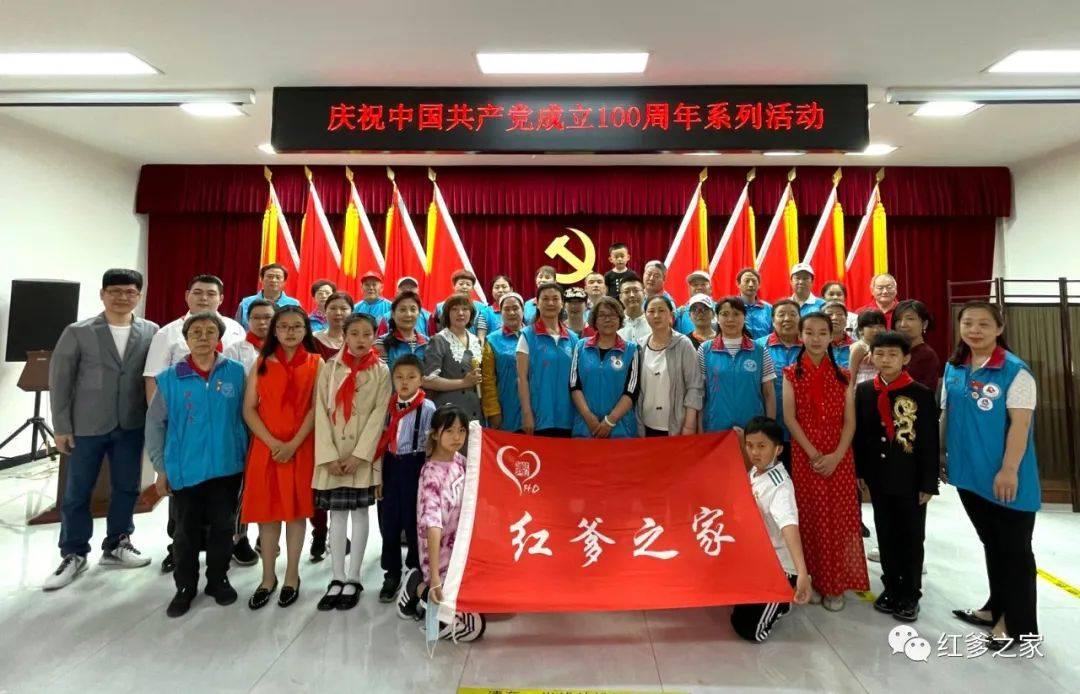 胜了网告诉你:警方通报“奔驰车主嚣张加塞”案件,律师解读来了→